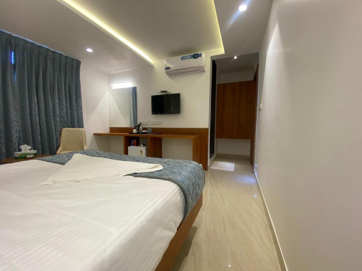 The Urban Hive Hotel Belgaum Kültér fotó