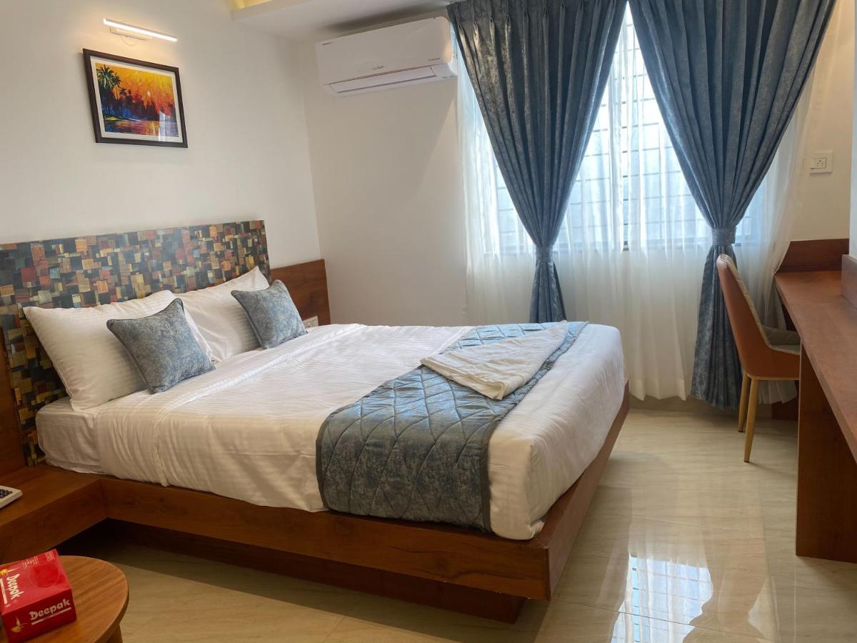 The Urban Hive Hotel Belgaum Kültér fotó