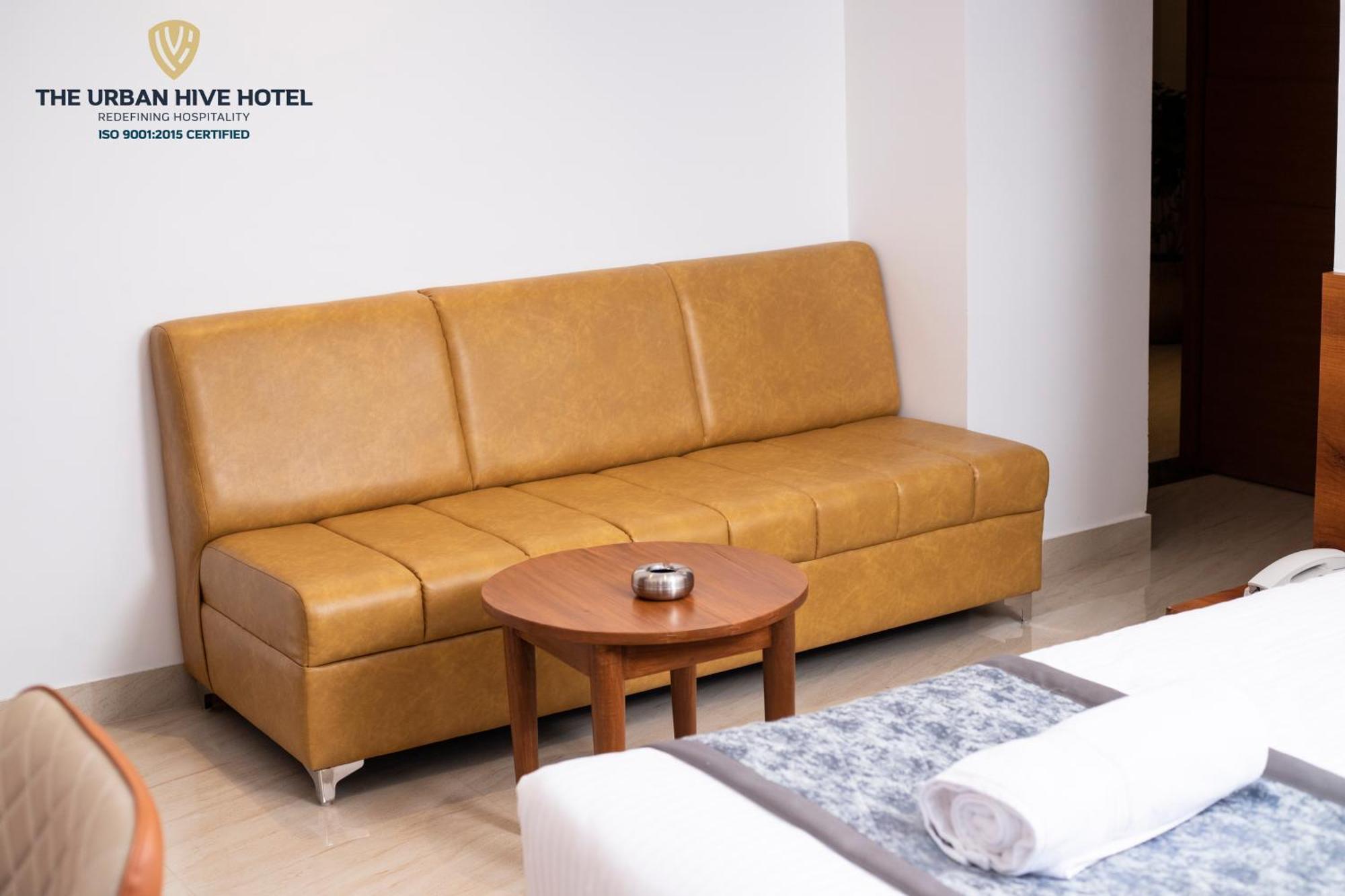 The Urban Hive Hotel Belgaum Kültér fotó