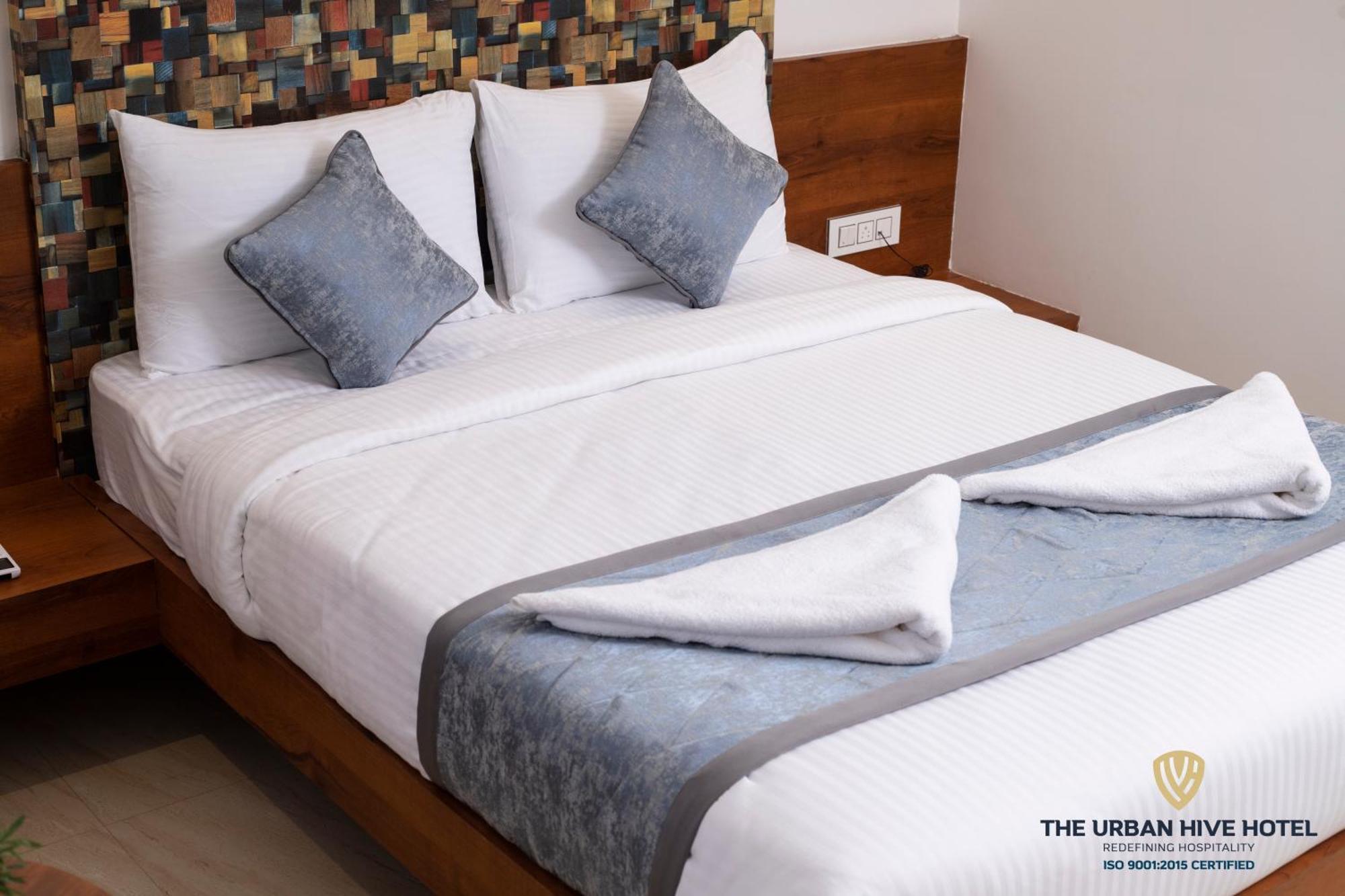 The Urban Hive Hotel Belgaum Kültér fotó